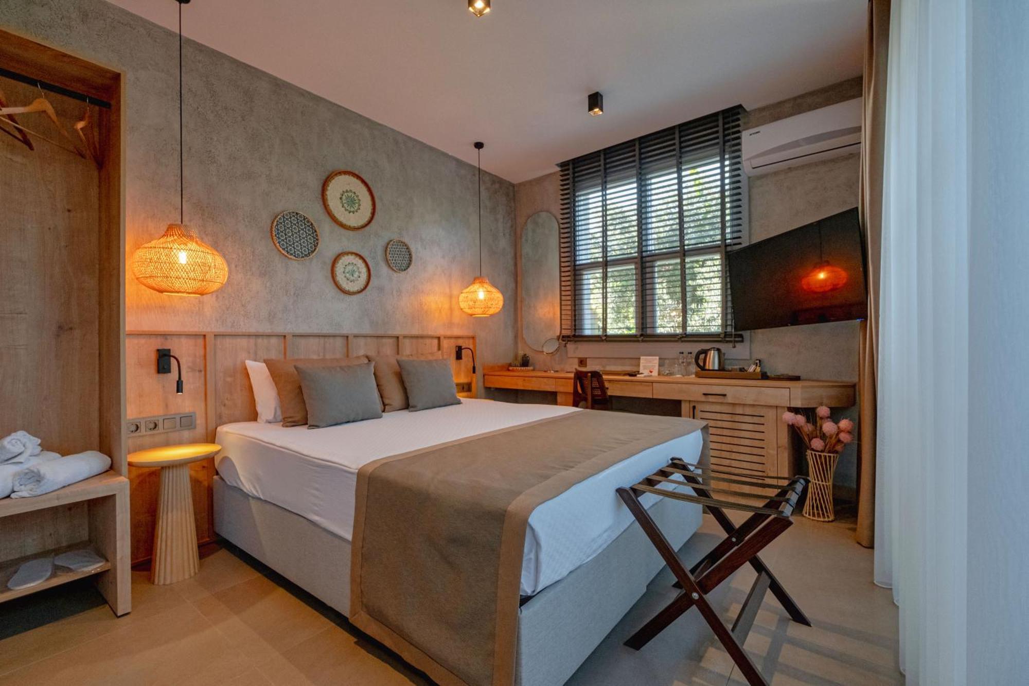 Route Hotel Kaleici - Adult Only อันตัลยา ภายนอก รูปภาพ