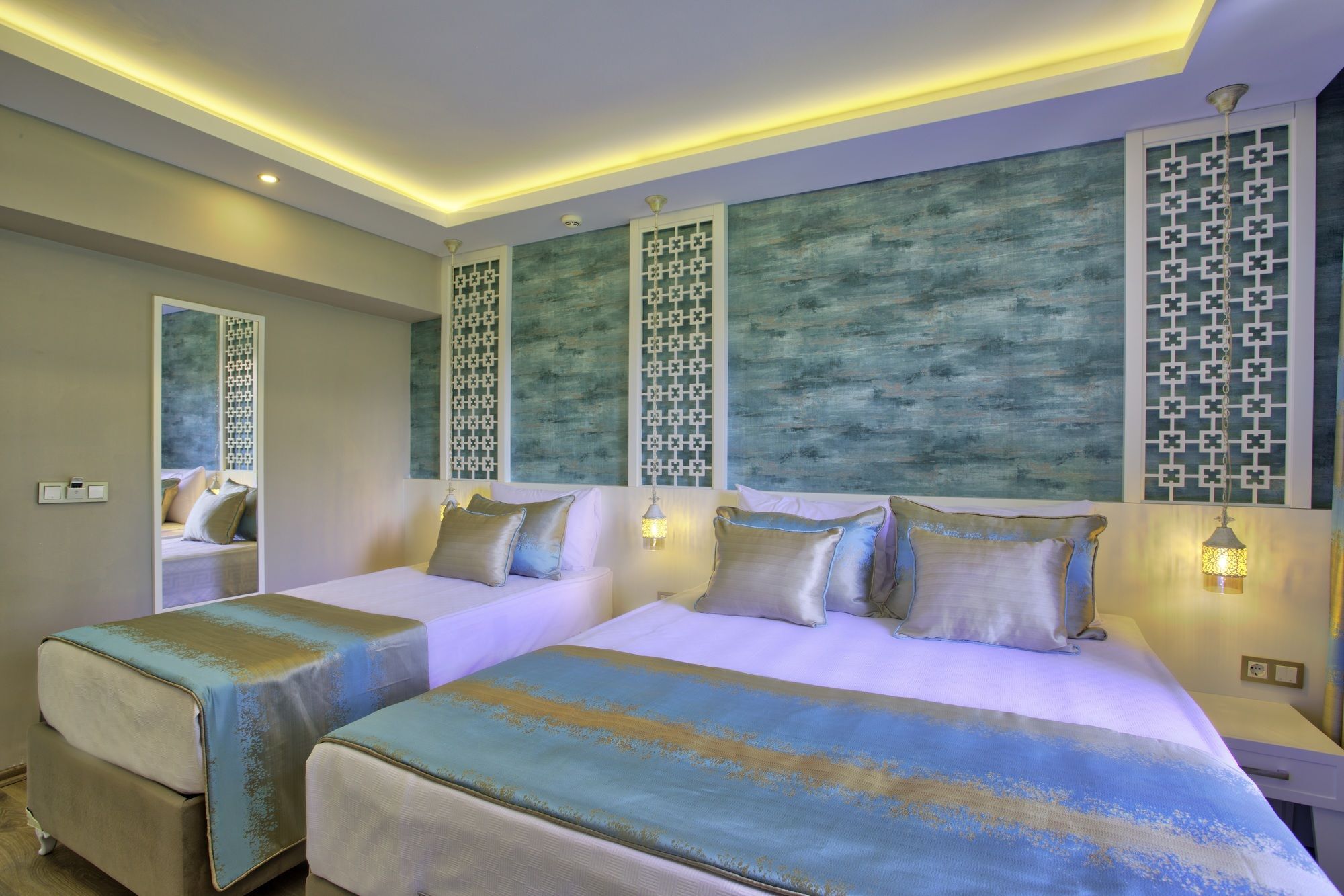 Route Hotel Kaleici - Adult Only อันตัลยา ภายนอก รูปภาพ