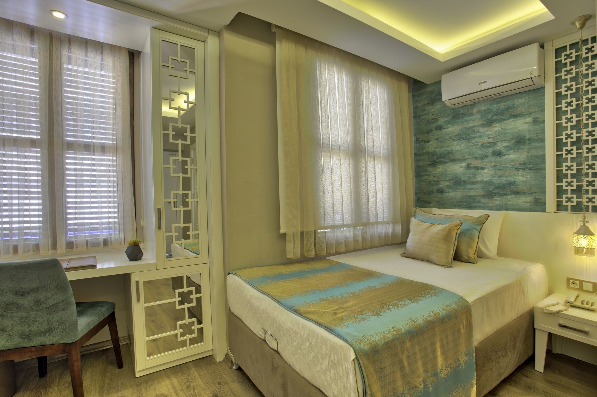 Route Hotel Kaleici - Adult Only อันตัลยา ภายนอก รูปภาพ